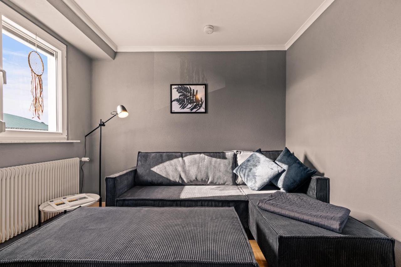 Apartment Fuer Bis Zu 6 Personen Mit Terrasse Und Klima フリードリヒスハーフェン エクステリア 写真