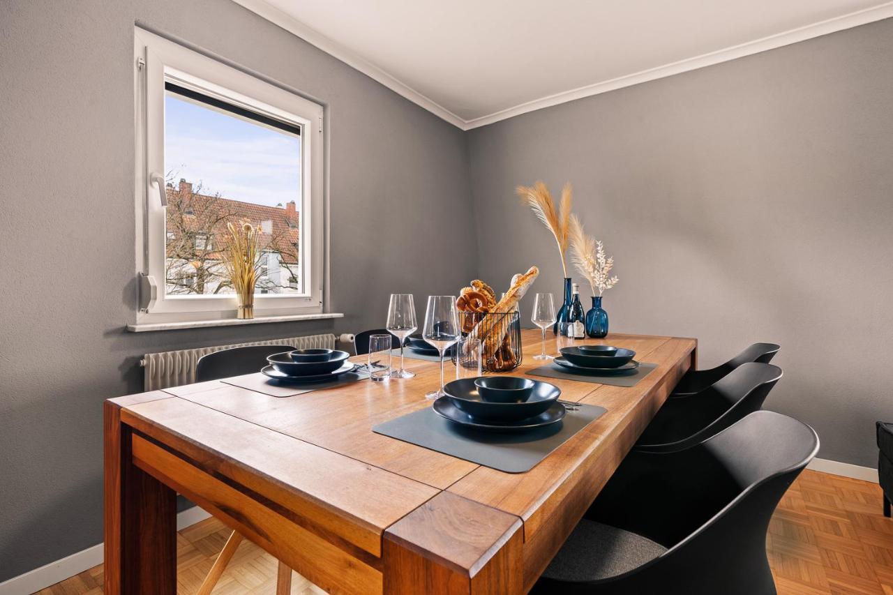 Apartment Fuer Bis Zu 6 Personen Mit Terrasse Und Klima フリードリヒスハーフェン エクステリア 写真