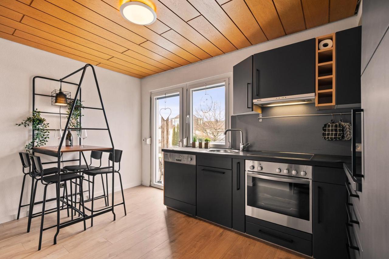 Apartment Fuer Bis Zu 6 Personen Mit Terrasse Und Klima フリードリヒスハーフェン エクステリア 写真