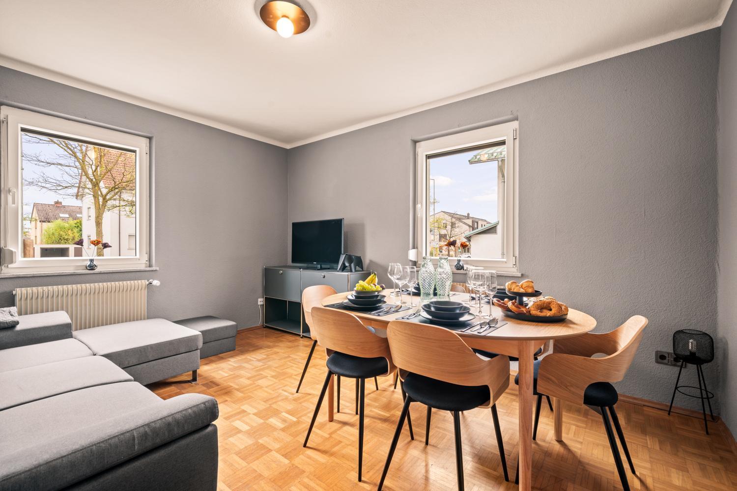 Apartment Fuer Bis Zu 6 Personen Mit Terrasse Und Klima フリードリヒスハーフェン エクステリア 写真
