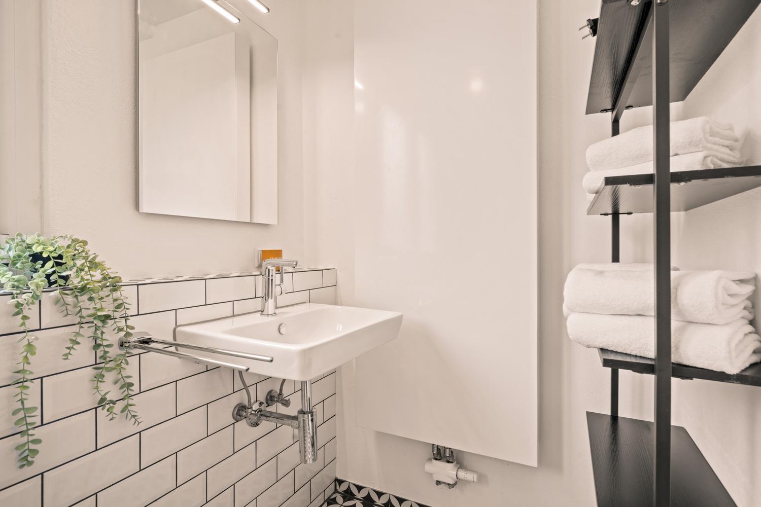 Apartment Fuer Bis Zu 6 Personen Mit Terrasse Und Klima フリードリヒスハーフェン エクステリア 写真